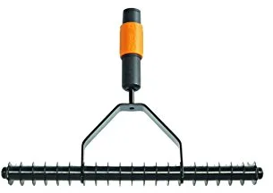 Fiskars Rastrillo aireador, Largo: 37 cm, Negro/Naranja, 1000655