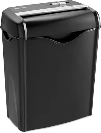 Amazon Basics Destructora de papel y tarjetas de crédito con recipiente separable, corte cruzado, capacidad de 5-6 hojas, Negro