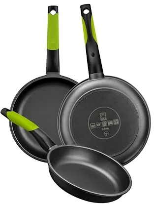 BRA Prior Set de 3 Sartenes, 18-22-26 cm, Aluminio Fundido Antiadherente, con Dos Salvamanteles Safe Verdes, Aptas para Todo Tipo de Cocinas Incluida Inducción