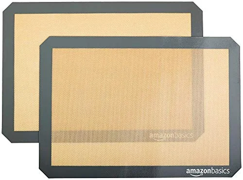Amazon Basics Rectangular Tapete de Silicona para Hornear, Juego de 2 Unidad, Beige/Negro, 29.5cm x 42.0cm