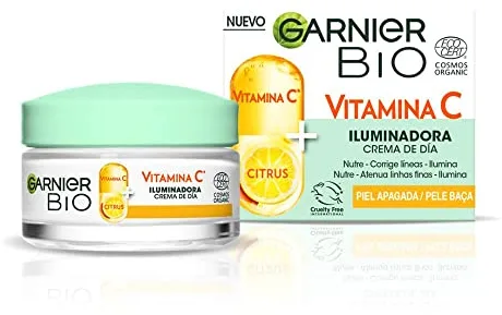 Garnier, Crema de Día Iluminadora con Vitamina C, Corrige líneas y Potencia la luminosidad en 24H, Fórmula Vegana, 50 ml