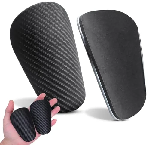 Piuluvor® Mini Espinilleras Futbol Niño 40g Personalizadas Espinilleras Pequeñas 10 × 6,3 cm Espinilleras Futbol para Adolescentes Niño Adultos Niños y Niñas